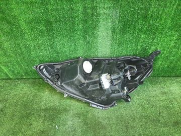ФАРА НА TOYOTA AQUA NHP10