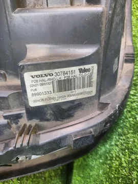 ФАРА НА VOLVO XC90