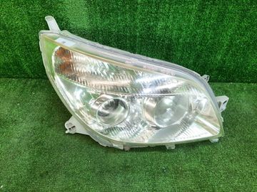 ФАРА НА TOYOTA RUSH J200E