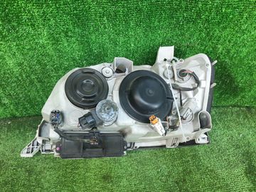 ФАРА НА TOYOTA CROWN GS171