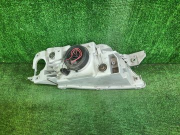 ФАРА НА MAZDA PREMACY CP8W
