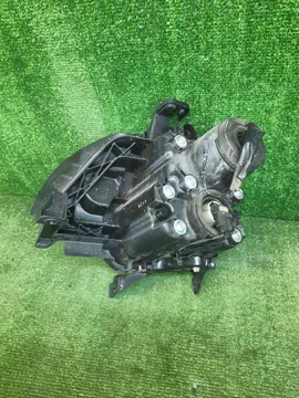 ФАРА НА TOYOTA WILL CYPHA NCP70