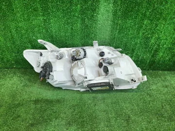 ФАРА НА TOYOTA AXIO NZE141