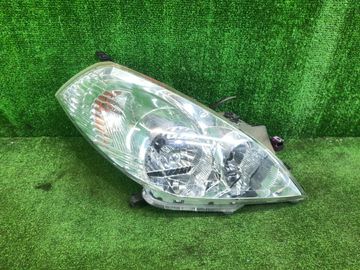 ФАРА НА NISSAN WINGROAD Y11