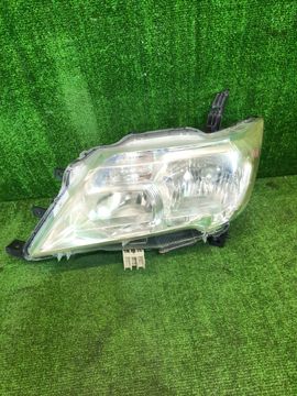 ФАРА НА NISSAN SERENA C26