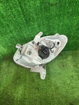 ФАРА НА TOYOTA DUET M100A