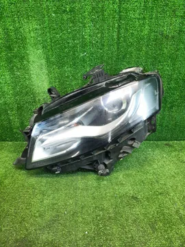 ФАРА НА AUDI A4 8K2