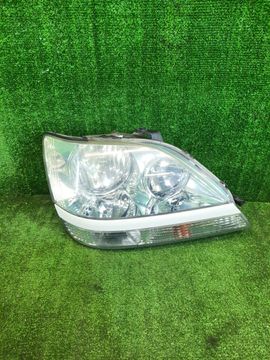 ФАРА НА TOYOTA HARRIER MCU10