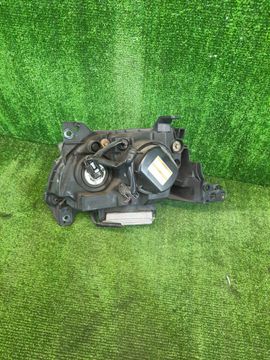 ФАРА НА MAZDA MPV LW5W