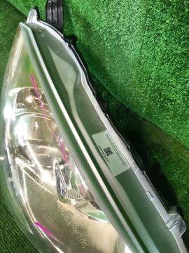 ФАРА НА TOYOTA AQUA NHP10