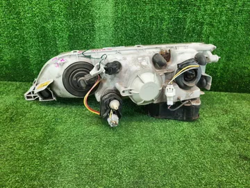 ФАРА НА TOYOTA MARK II GX100