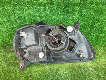 ФАРА НА SUZUKI SWIFT HT51S