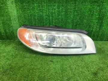ФАРА НА VOLVO V70 BW60