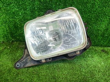 ФАРА НА TOYOTA NOAH KR42