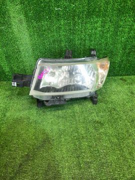 ФАРА НА TOYOTA BB QNC20