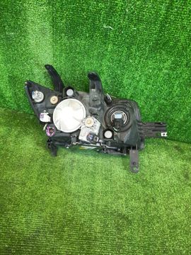 ФАРА НА TOYOTA BB QNC20