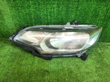 ФАРА НА HONDA FIT GK3