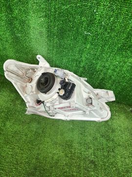 ФАРА НА TOYOTA BELTA SCP92