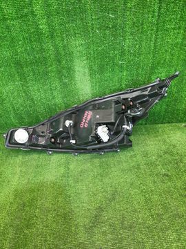 ФАРА НА TOYOTA AQUA NHP10