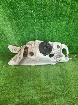 ФАРА НА MAZDA PREMACY CP8W