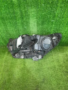 ФАРА НА BMW 116I F20