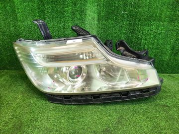 ФАРА НА HONDA STEPWGN RK5