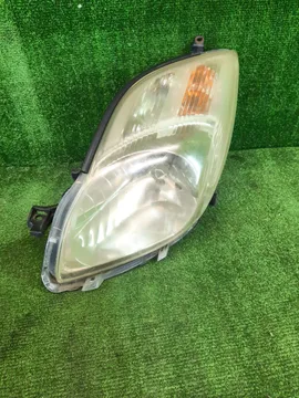 ФАРА НА TOYOTA VITZ NCP91