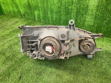 ФАРА НА TOYOTA GRANVIA KCH16
