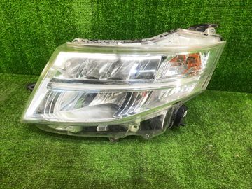 ФАРА НА TOYOTA ROOMY M900A