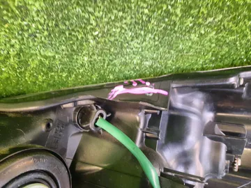 ФАРА НА TOYOTA PRIUS ALPHA ZVW41