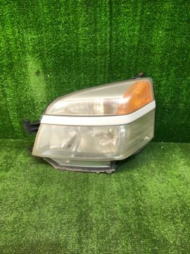 ФАРА НА TOYOTA VOXY AZR60G