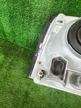 ФАРА НА TOYOTA PROGRES JCG10