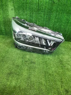 ФАРА НА TOYOTA RAIZE A200A