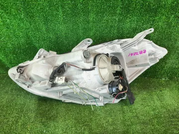 ФАРА НА TOYOTA CALDINA AZT246