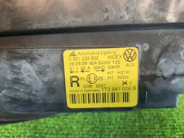 ФАРА НА VOLKSWAGEN TOURAN 1T2
