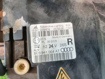 ФАРА НА AUDI A4 8E