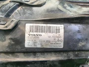 ФАРА НА VOLVO V70