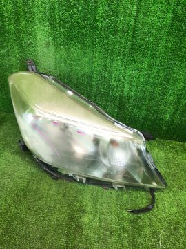 ФАРА НА TOYOTA VITZ NCP131