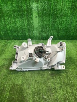 ФАРА НА TOYOTA SUCCEED NCP51