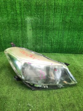 ФАРА НА TOYOTA VITZ NCP131