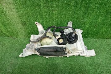 ФАРА НА TOYOTA BB NCP30