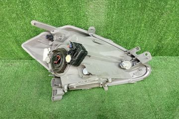 ФАРА НА TOYOTA PASSO KGC10