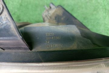 ФАРА НА MITSUBISHI CHARIOT GRANDIS N84W