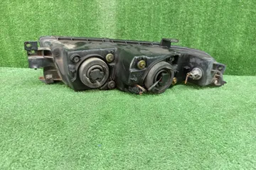 ФАРА НА MITSUBISHI GALANT EA1A