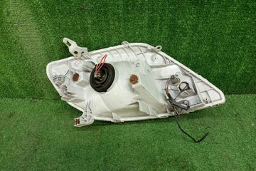 ФАРА НА TOYOTA COROLLA NZE121 