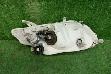 ФАРА НА TOYOTA COROLLA FIELDER NZE141G