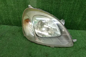 ФАРА НА TOYOTA VITZ NCP10