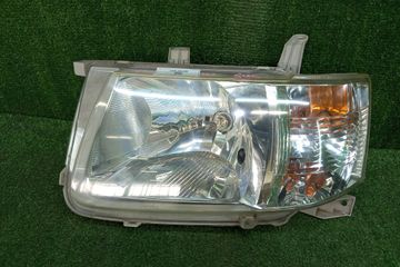 ФАРА НА TOYOTA SUCCEED NCP51V