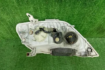 ФАРА НА TOYOTA COROLLA NZE121 