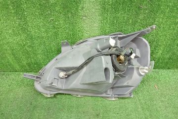 ФАРА НА TOYOTA VITZ NCP10